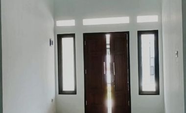 DI JUAL RUMAH DI DEPOK. TIPE 55/ Tanah 81M2.DEKAT TOL KUKUSAN+ST.DEPOK BARU