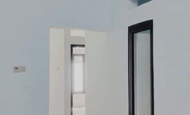 DI JUAL RUMAH DI DEPOK. TIPE 55/ Tanah 81M2.DEKAT TOL KUKUSAN+ST.DEPOK BARU