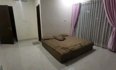 Dijual Rumah Mewah 3 Lantai  Furnished Pool di Banjar Wijaya Tangerang