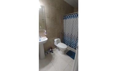 Se Alquila Amplia Casa en Residencial Cumbres del Lago