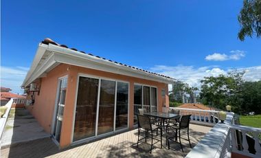 ALTOS DEL BOSQUE / EL DORAL / 392M / 4 HABITACION / 2 NIVEL / PISCINA