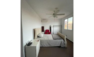 ALTOS DEL BOSQUE / EL DORAL / 392M / 4 HABITACION / 2 NIVEL / PISCINA