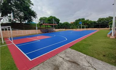 ALTOS DEL BOSQUE / EL DORAL / 392M / 4 HABITACION / 2 NIVEL / PISCINA