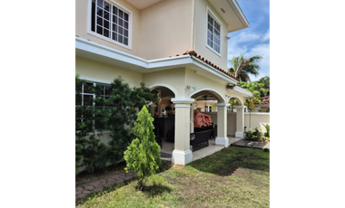 COSTA SUR / VILLA VALENCIA / 468M / 5 HABITACION / 5 PARKING / TERRAZA