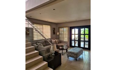 COSTA SUR / VILLA VALENCIA / 468M / 5 HABITACION / 5 PARKING / TERRAZA