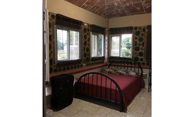 VENTA DE 2 CASAS EN DOLEGA 3,212 METROS