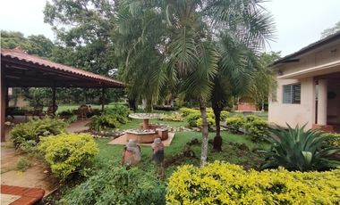 Casa Campestre en venta  en las Uvas-San Carlos (DR)