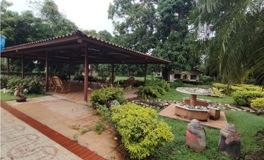 Casa Campestre en venta  en las Uvas-San Carlos (DR)