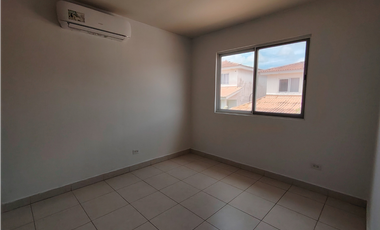 Casa en venta en Costa Verde - P.H. Versalles Oeste (DR)