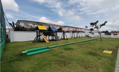 Casa en venta en Costa Verde - P.H. Versalles Oeste (DR)