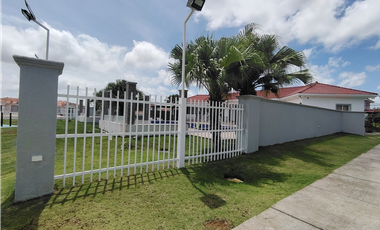 Casa en venta en Costa Verde - P.H. Versalles Oeste (DR)