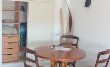 ALQUILO/ VENDO MONOAMBIENTE AMUEBLADO