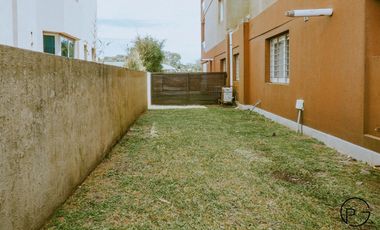 Departamento 2 planta baja vista al mar