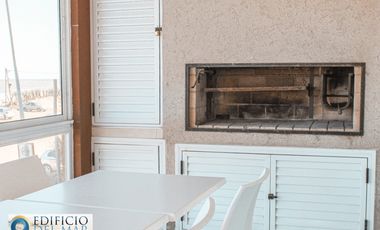 Departamento 5, 3 ambientes primer piso frente al mar