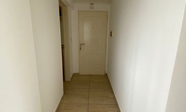ALQUILER - MONONAMBIENTE CON BALCON - CASEROS -