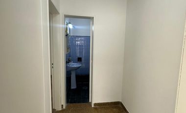 PH 3 AMBIENTES CON PATIO Y TERRAZA EN ALQUILER - BOLIVIA 2100 - LANUS OESTE
