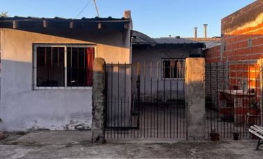 Casa en venta en Merlo Sur