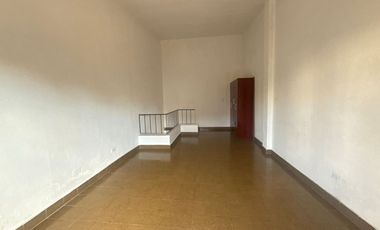 ALQUILER DUPLEX DOS AMBIENTES CON PATIO PROPIO