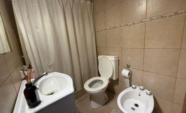 ALQUILER DUPLEX DOS AMBIENTES CON PATIO PROPIO