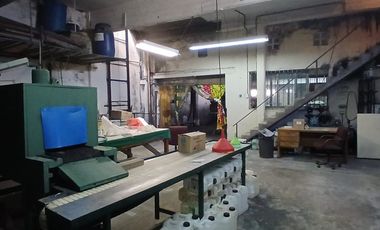 Venta - Galpón en Munro - Zona Industrial