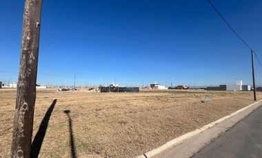 VENTA LOTE RESIDENCIAL 300M CAMPOS DE MANANTIALES