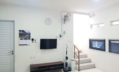 Dijual Rumah Cantik 2 Lantai Murah di Cikoneng Bojongsoang
