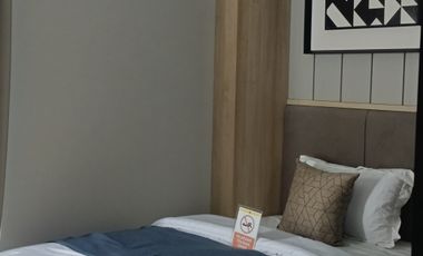 Di jual rumah 3 lantai full furnish + kolam renang pribadi