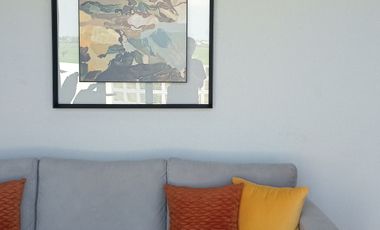 Di jual rumah 3 lantai full furnish + kolam renang pribadi