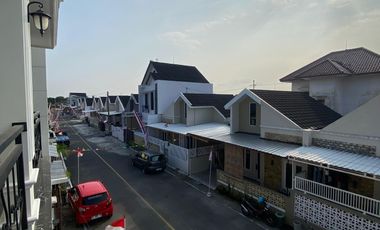 JUAL RUMAH SIAP PAKAI AREA PURBAYAN GENTAN , DEKAT LAWEYAN, PURWOSARI
