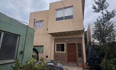 Dos Casas en lote propio Lanús, Monte Chingolo