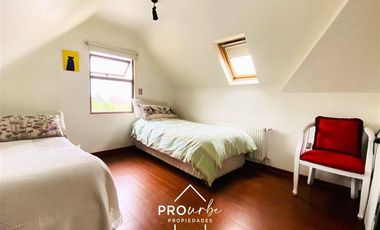 Casa en Venta en Av. Quilín Norte 10000