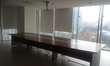 Oficina en Arriendo en Rosario Norte con Cerro El Plomo