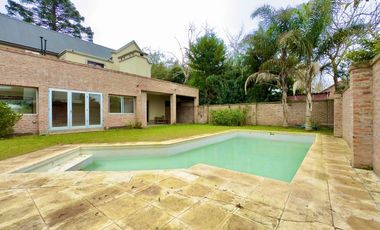 Casa en venta City Bell 4 dormitorios Pileta