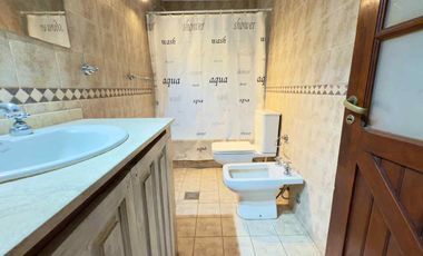 Casa en venta City Bell 4 dormitorios Pileta