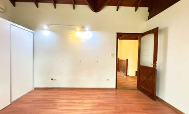 Casa en venta City Bell 4 dormitorios Pileta