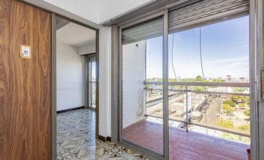 DEPARTAMENTO  4 AMB   MORON CENTRO APTO CREDITO