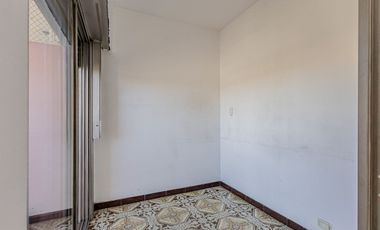 DEPARTAMENTO  4 AMB   MORON CENTRO APTO CREDITO