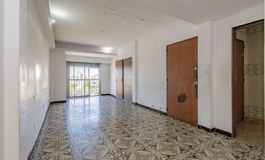 DEPARTAMENTO  4 AMB   MORON CENTRO APTO CREDITO