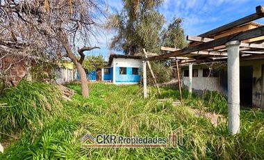 Sitio en Venta en Sebastopol, León Tolstoi, avenida Lo Ovalle y Santa Rosa