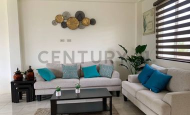 Metrópolis Etapa Dos: casas listas para habitar en Manta