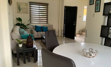 Metrópolis Etapa Dos: casas listas para habitar en Manta