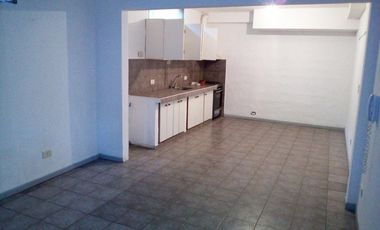 DEPARTAMENTO 3 AMB PLANTA BAJA CON PATIO , COCHERA. EXPENSAS Y ABLINCLUIDAS TIGRE MAIPU 313 COMPLEJO CON PISCINA