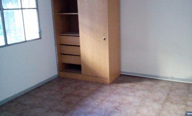 DEPARTAMENTO 3 AMB PLANTA BAJA CON PATIO , COCHERA. EXPENSAS Y ABLINCLUIDAS TIGRE MAIPU 313 COMPLEJO CON PISCINA