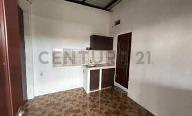 EN VENTA CASA RENTERA AL NORTE DE MANTA