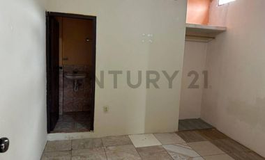 EN VENTA CASA RENTERA AL NORTE DE MANTA