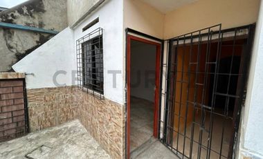 EN VENTA CASA RENTERA AL NORTE DE MANTA