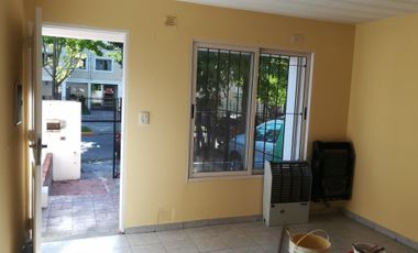 DUPLEX 3 AMB. CON COCHERA.COMPLEJO CON PISCINA Y PARRILLATIGRE.SALDIAS 1027