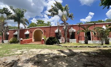 Quinta Estilo Hacienda con Cenote  y Villas a 20 min de Mérida y 25 de Sisal