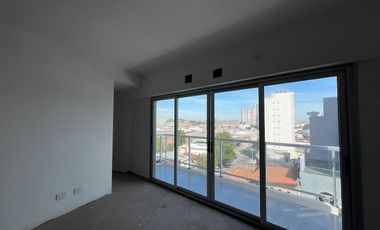 Palaa 400, Avellaneda ¡Semipiso de 2 ambientes 55m2 a la venta en 6º piso!