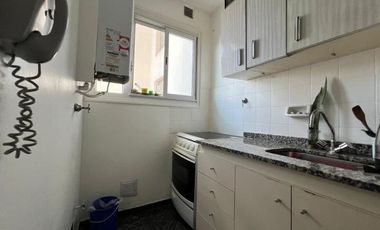Departamento monoambiente en venta en Wilde Centro